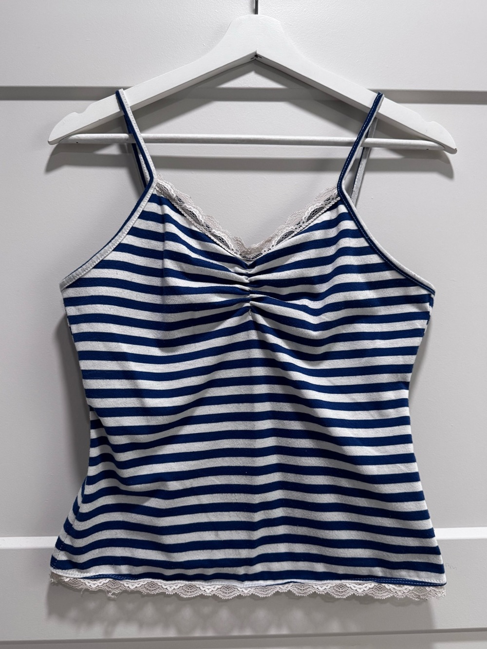 Romwe Y2K Style Striped Lace Trim Cami